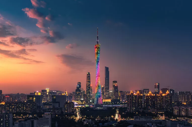 广东最美的3个地标性建筑,一个是广州圆大厦,一个是广州塔